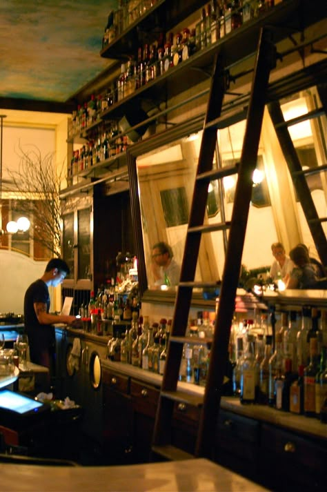 MY HOTEL LIFE: The Top 3 Speakeasy Bars in New York Membership Design, Lounge Bar Design, Back Bar Design, Night Club Design, Speakeasy Bars, Ladder Bar, Easy Bar, Speakeasy Bar, Speak Easy