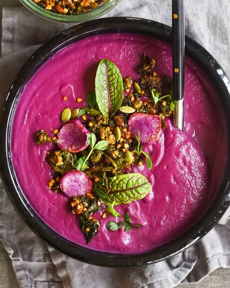 PURPLE SWEET POTATO SOUP WITH LEMONGRASS AND MISO Purple Potato Recipes, Summer Mediterranean, Purple Sweet Potato, Mediterranean Salad, Purple Sweet Potatoes, Healthy Grains, Kale Chips, Sweet Potato Soup, Vegan Soups