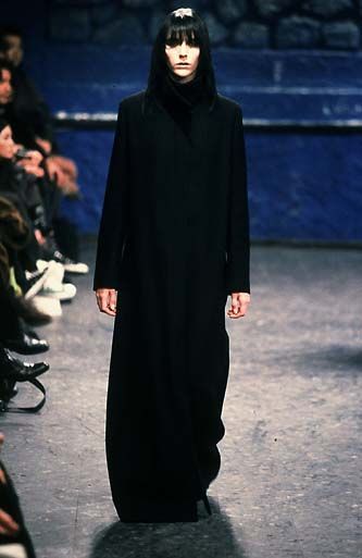 Veronique Branquinho - Fall / Winter 1998 | Hannelore Knuts Veronique Branquinho, God Bless America, Yohji Yamamoto, Daily Outfits, Nun Dress, Fashion Inspo Outfits, That Look, Outfit Inspirations, Fashion Inspo