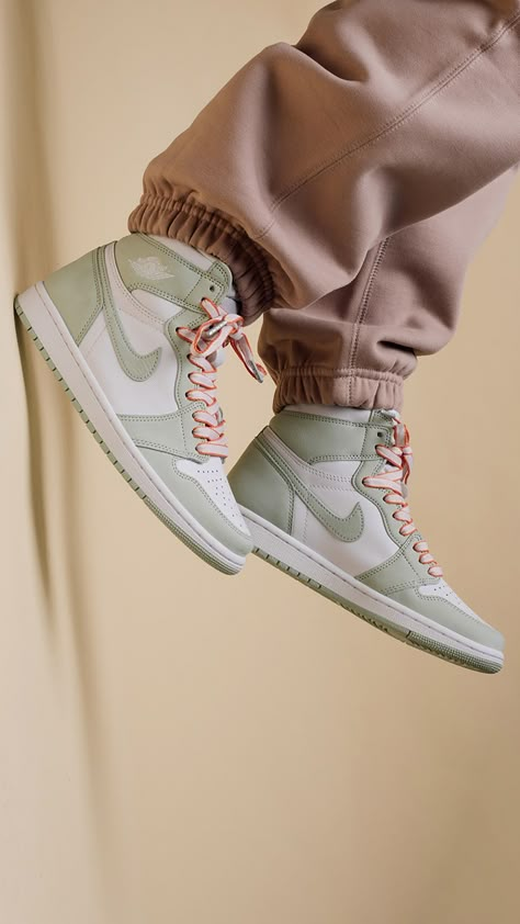 Women's Air Jordan 1 'Seafoam' release Thursday 8/12. Enter Draw: https://feature.com/collections/current-releases Air Jordan 1 Seafoam, Jordan 1 Seafoam, Womens Air Jordan 1, Womens Air Jordan, Jordan Shoes For Women, Wmns Air Jordan 1, Air Jordans Women, Dr Shoes, Nike Shoes Girls