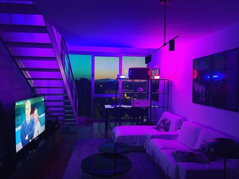 Phillips hue lights give the perfect aesthetic to your room 💫 Phillips Hue Lighting, Intro Design, Phillips Hue, Philips Hue Lights, Hue Lights, Perfect Aesthetic, Smart Bulb, Smart Bulbs, Smart Lights