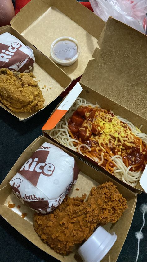 Jollibee Food Take Out, Jollibee Prank Picture, Food Jollibee, Jollibee Food, Night Snapchat, Pork Steak Recipe, Pork Steak, Steak Recipe, Yummy Comfort Food