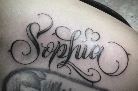 Sophia In Cursive, Sophia Name Design, Sofia Name Design, Sophia Tattoo Name, Sofia Name Tattoo, Cutesie Tattoos, Sophia Tattoo, Tattoo Nombres, Sofia Name