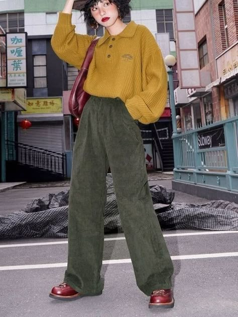 corduroy green baggy pants, mustard sweater Baggy Pants Outfit, Corduroy Pants Outfit, Mustard Pants, Outfit Retro, Mustard Sweater, Japan Outfit, Casual Hijab Outfit, Baggy Pants, 가을 패션