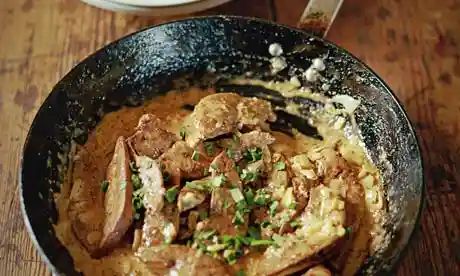 Whiskey Cream Sauce, Offal Recipes, Whiskey Cream, Cream Sauce Recipe, Southern Cooking Recipes, Liver And Onions, Liver Recipes, Kidney Recipes, Cream Sauce Recipes