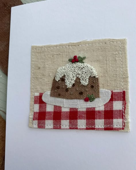 @summerhousesewing on Instagram: “Every year I stitch different designs of Christmas cards for family and friends. It takes me a long time to make about thirty cards for…” Slow Stitch Christmas, Christmas Cards For Family, Fabric Christmas Cards, Slow Stitching Ideas, Christmas Puddings, Christmas Stitch, Christmas Stitching, Freehand Machine Embroidery, Christmas Sewing Projects