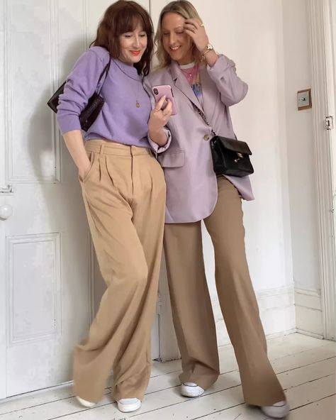 Pleated Wide Leg Pants Outfit, Uniqlo Pleated Wide Pants, Wide Leg Pants Outfit Winter, Wide Pleated Pants, Pants Outfit Winter, Pleated Wide Leg Pants, Wide Leg Pants Outfit, Winter Pants Outfit, Leg Pants Outfit