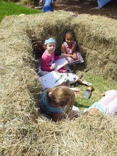 Bale Of Hay, Natural Play Spaces, Outdoor Play Ideas, Natural Playgrounds, Outdoor Play Space, Outdoor Learning Spaces, Play Outdoor, Outdoor Play Spaces, Outdoor Play Areas