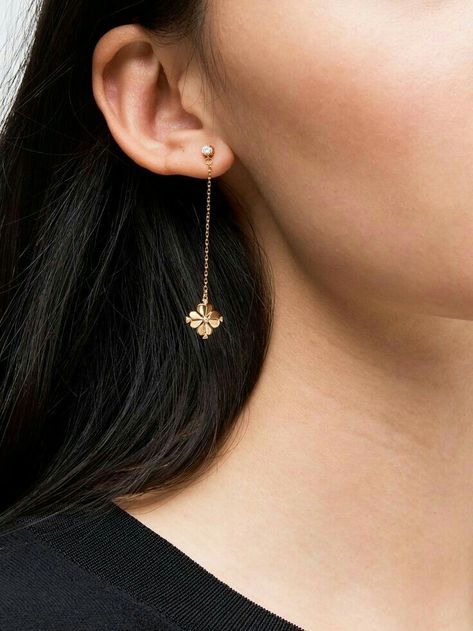 Long Chain Earrings Gold, New York Flower, Gold Diamond Heart Necklace, Gold Jhumka Earrings, Chain Drop Earrings, Flower Chain, Gold Jewelry Simple Necklace, Drop Earrings Gold, Bridal Earrings Drop