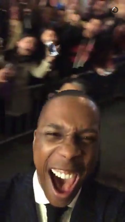 Leslie Odom Jr. takes over the Tony Awards snapchat! Leslie Odom Jr Aaron Burr, Leslie Odom Jr And Lin Manuel Miranda, Hamilton Cast Funny Pictures, Hamilton Thomas Jefferson X James Madison, Lin Manuel Miranda Funny, Hamilton Screenshots, Leslie Odom, Cast Of Hamilton, Jefferson And Hamilton Memes