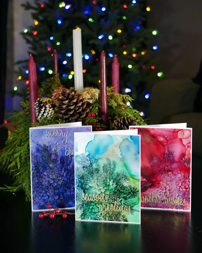 Easy Alcohol Ink Christmas Card - Hop-A-Long Studio Alcohol Ink Christmas Cards Diy, Alcohol Ink Cards Tutorials, Alcohol Ink Cards Ideas, Alcohol Ink Christmas Cards, Alcohol Ink Cards, Alcohol Ink Christmas, Green Alcohol, Using Alcohol Inks, Stamped Christmas Cards