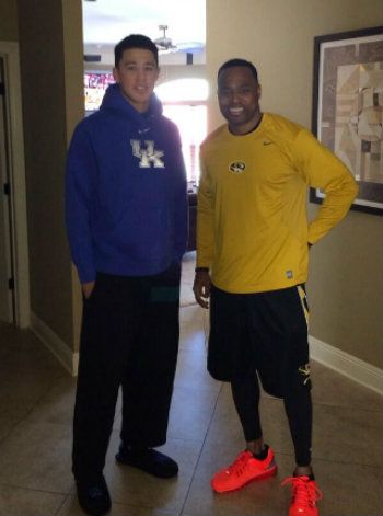 Booker Nba, Kentucky Wildcats Football, Kentucky Sports, Wildcats Football, D Book, Devin Booker, Nfl Draft, Kentucky Wildcats, Big Blue