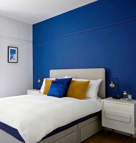 Yellow Bedrooms, Contemporary Style Bedroom, Modern Grey Bedroom, Dramatic Bedroom, Yellow Accent Walls, Blue Images, Bedroom Yellow, Blue Bedroom Walls, Apartment Makeover