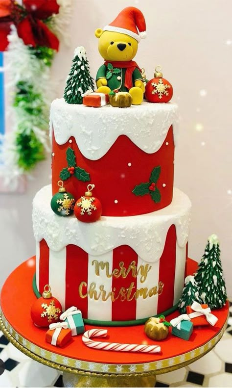 Red Christmas Cake, Winter Cake Ideas, Weeks Till Christmas, White And Red Christmas, Easy Christmas Cake Recipe, Mickey And Minnie Cake, Christmas Cakes Easy, Christmas Themed Cake, Christmas Cake Designs