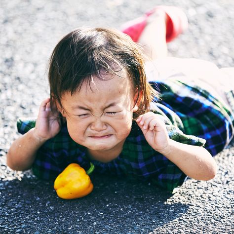 Temper Tantrums Toddler, Toddler Tantrums, Bizarre Photos, Tantrums Toddler, Temper Tantrums, Parenting Techniques, Baby Lips, Cleveland Clinic, Baby Prep