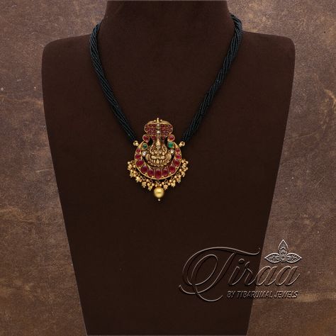 Black Beeds Lockets Design, Long Nalla Pusalu Designs Latest, Black Beaded Jewelry Indian Gold, Antic Jewellery, Tanjore Art, Ruby Jewelry Necklaces, Black Beats, Temple Jewellery Earrings, Wedding Jewelry Sets Bridal Jewellery