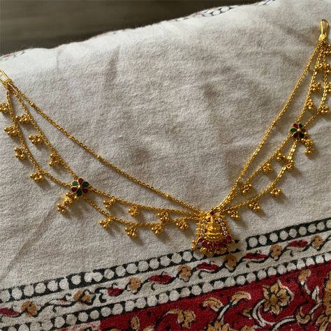 Champasavaralu Gold Designs, Indian Gold Necklace Designs, Fashion Jewelry Necklaces Gold, Bridal Jewelry Sets Brides, New Gold Jewellery Designs, Gold Earrings Wedding, Gold Jewelry Simple Necklace, Beautiful Gold Necklaces, Gold Mangalsutra Designs