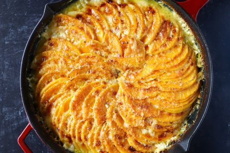 Sweet Potato Gratin, French Potatoes, Au Gratin Recipes, Potatoes Au Gratin, Potato Gratin, Gruyere Cheese, Creamy Cheese, Squash Recipes, Holiday Cooking