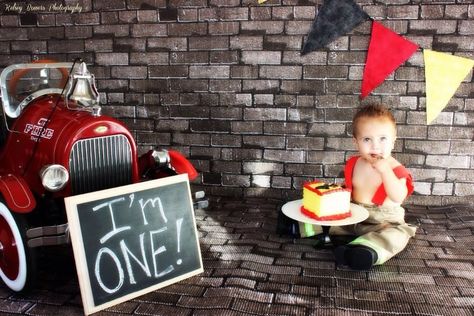 Fireman cake smash. Love how they turned out! Firetruck Cake Smash, Fireman Photoshoot, Fireman Kids, Cake Truck, Fire Truck Cake, Fireman Cake, Firetruck Cake, Truck Theme Birthday, Fireman Party