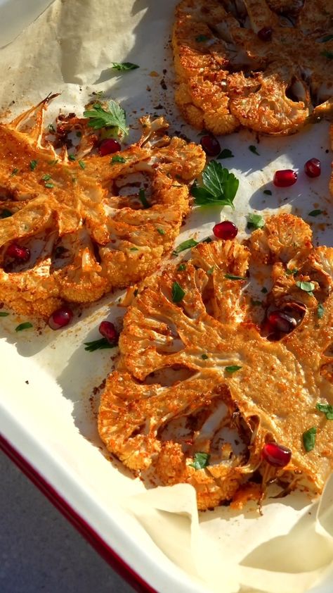 These Cauliflower Steaks are going to be your new favourite way to eat Cauliflower! They’re coated in a yummy spice rub that is so yummy, golden and caramelized when roasted 😋😋😋 You can make them in the oven or air fryer, both turn out great! The dip underneath makes the perfect match! Who wants the recipe ?? 🥰 The written recipe with some tips to make them are posted on my website below and linked in the comments. RECIPE: https://cookingwithayeh.com/cauliflower-steaks/ ------------------- Muffin Meals, Dizzy Cook, Cauliflower Steaks Recipes, Cauliflower Steaks, The Dip, Spice Rub, Health Dinner Recipes, More Recipes, Veggie Dishes