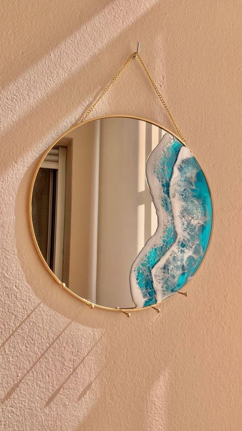 Living Room Round Mirror, Mirror Wall Decor Living Room, Art Mirror Wall, Wall Mirror Decor Living Room, Beach Mirror, Resin Beach Art, Ocean Resin Art, Resin Mirror, Seni Resin