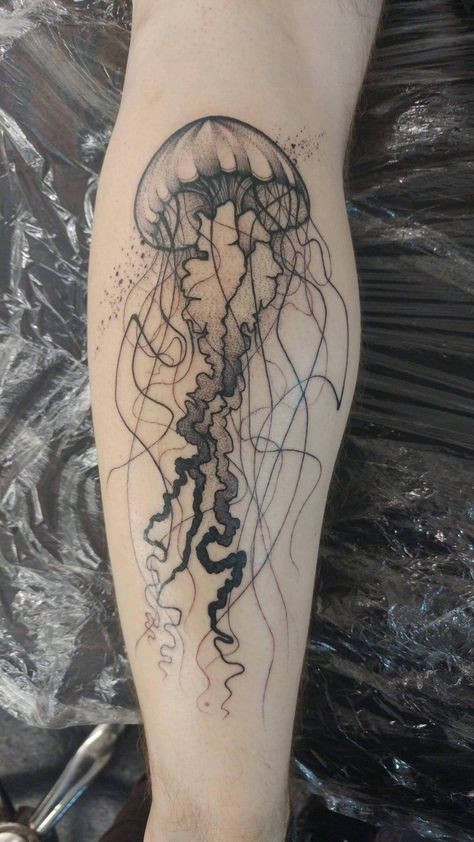 Jellyfish done by Sewp @ Parliament Tattoo - London, England Jellyfish Tattoo On Calf, Jelly Fish Leg Tattoo, Jellyfish Shin Tattoo, Detailed Jellyfish Tattoo, Scary Jellyfish Tattoo, Goth Jellyfish Tattoo, Shark And Jellyfish Tattoo, Jellyfish Tattoo For Men, Jellyfish Tattoo Aesthetic