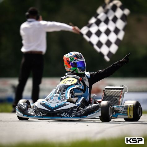 Andrea Kimi Antonelli, Karting Racing, Racing Photography, Race Photography, Go Kart Racing, Italian Grand Prix, Go Karts, Go Carts, Racing Photos