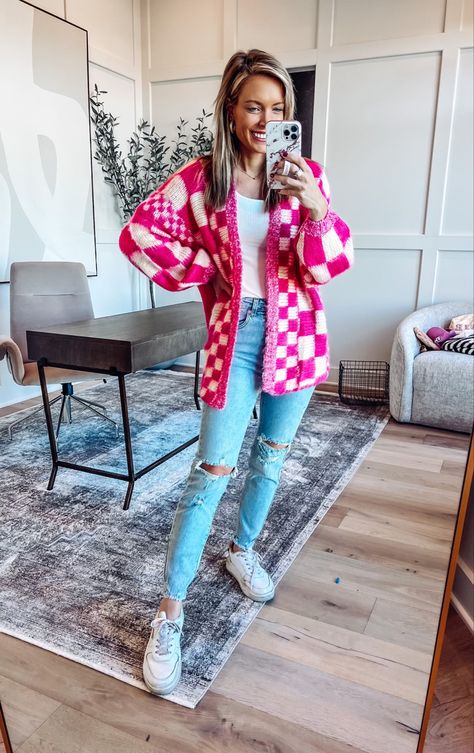 Cheap Pink Cardigan For Layering, Pink Ribbed Cardigan Casual Style, Casual Pink One-size Cardigan, Checkered Cardigan, Pink Lily Blanket, Cowgirl Closet, Closet Clothes, Pink Lily Boutique, Pink Checkered