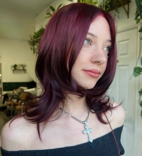 Dark Red Hair With Purple Highlights, Black Hair With Burgundy Ends, Red Dye Over Black Hair, Dark Purple Bob Hair, Hair Color Bob Haircut, Dark Purple Red Hair Color, Maroon Highlights On Brown Hair, Dark Fuschia Hair, Dark Red With Blonde Money Piece