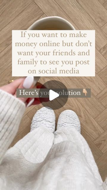 Paige | Faceless Digital Marketing | Passive Income on Instagram: "Here’s the SOLUTION👇🏼 But first, SAVE this post so you can come back to the juicy details 📌 Have you ever wanted to an online business or thought about making money on social media but you’re terrified that one of your friends and family will see one of your videos? Me too 🙈 I’ve found a way where no one will ever know it’s you and you don’t even have to block anyone 👇🏼 Are you ready for it?? 👀 💫 FACELESS DIGITAL MARKETING 💫 You heard it! No more doing silly dances on camera, no cringing from the sound of you fumbling on your words, no having to dress up and put make up on and show up on camera everyday. No one will ever know it’s you making BIG money 💰 HERE’S HOW YOU’RE GOING TO DO IT 👇🏼 1️⃣ Pick a niche and a Faceless Digital Marketing, Social Media Growth, Passive Income Online, Big Money, Content Ideas, Online Entrepreneur, But First, Digital Marketing Strategy, Network Marketing