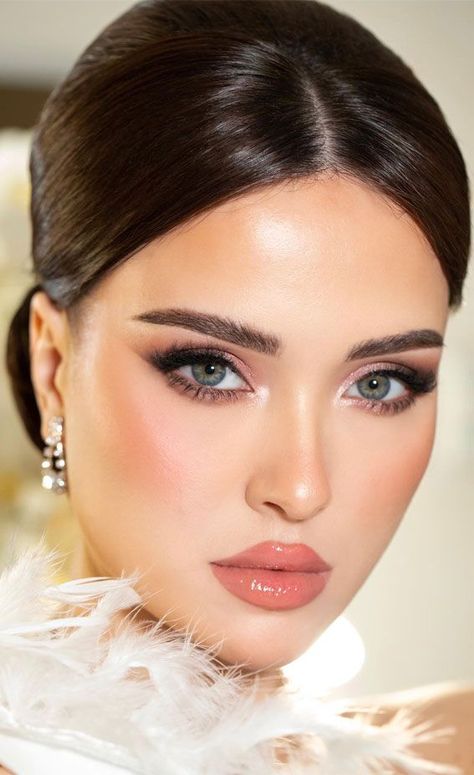 Soft Makeup Inspirations for Special Moments : Glowing Goddess #makeuptutorial #makeup #beauty #макияж #eyemakeup #подводка Soft Glam Makeup Brown Eyes, Makeup Ethereal, Elegance Makeup, Prom Makeup Look, Pale People, Glam Bride Makeup, Occasion Makeup, Soft Smokey Eye, Special Occasion Makeup