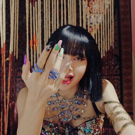 icon ; aesthetic ; edit ; blackpink ; lalisa ; manoban ; lisa ; how ; you ; like ; that K Pop Nails, Idol Nails, Dinners Easy, Anger Photography, Teal Nails, Lisa Icon, Diva Nails, Beauty Nails Design, Cute Nail Art Designs