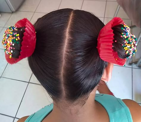 Chic Messy Bun, Messy Bun Hairstyle, Wacky Hair Days, Wacky Hair, Bun Hairstyle, Crazy Hair Day At School, Messy Bun Hairstyles, Funky Hairstyles