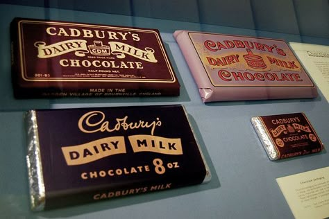 Old Packaging, Big Chocolate, Dairy Milk Chocolate, Cadbury Chocolate, Vintage Advertising Posters, Handmade Packaging, Oat Bars, Chocolate Brands, Vintage Packaging