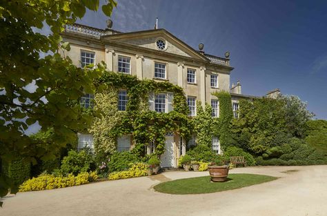 Highgrove Garden, Highgrove House, British Royal Family News, Queen Camilla, House Gardens, King Charles Iii, Royal Family News, Royal Residence, Royal Garden