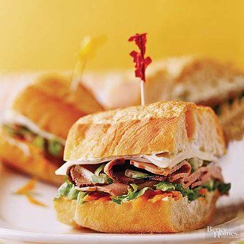 Submarine Sandwich Recipes, Quick And Easy Lunch Recipes, Lunch Sandwich Recipes, Submarine Sandwich, Healthy Packed Lunches, Deli Style, Healthy Lunch Ideas, Healthy Sandwiches, Simple Sandwiches