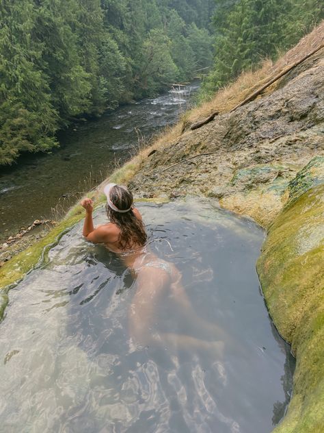 Hot Springs Picture Ideas, Oregon Summer Aesthetic, Hot Springs Aesthetic, Nature Oregon, Spring Picture Ideas, Salty Granola, Oregon Aesthetic, Oregon Girl, Oregon Life