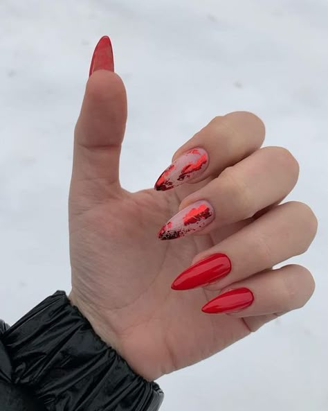 CHIC CHRISTMAS NAIL IDEAS | DECEMBER NAILS Red Summer Nails, December Nails, Red Acrylic Nails, November Nails, Simple Acrylic Nails, Blush Nails, Xmas Nails, Minimalist Nails, Chic Nails