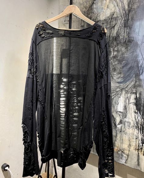 Distressed Fashion Grunge, Diy Clothes Ideas, Apocalyptic Fashion, Diy Clothes Design, Fits Clothes, Clothing Pieces, Fashion 101, Yohji Yamamoto, My Personal Style