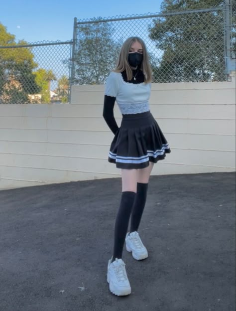 Egirl Skirt Outfits Ideas, Kawaii Egirl Outfits, Soft E Girl Outfits, Soft Egirl Outfits Ideas, Cute Egirl Outfits, Estilo Egirl, E Girl Outfits Aesthetic, Egirl Skirt, White And Black Outfits