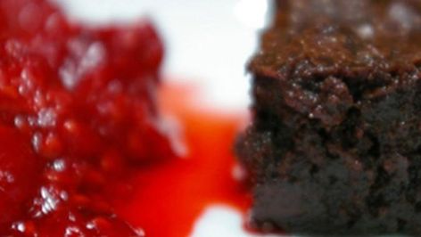 Profile By Sanford Recipes, Healthier Brownies, Profile Recipes, Raspberry Puree, Sweet Bars, Mousse Chocolate, Healthy Recipes To Try, Healthy Brownies, Raspberry Recipes