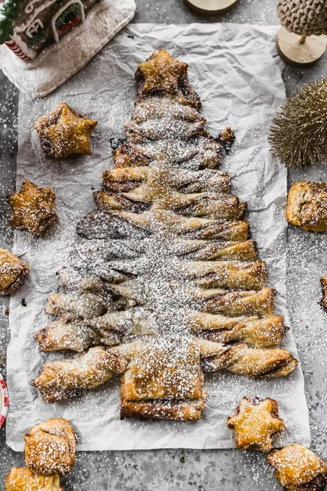 Christmas Tree Puff Pastry (Sweet) Christmas Tree Pastry, Tree Puff Pastry, Christmas Tree Puff Pastry, Flavor Cream Cheese, Cheese Paste, Drinks For Christmas, Sweet Puff Pastry, Cream Cheese Puff Pastry, Meal Ideas For Kids