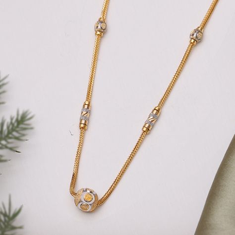 Necklace Chain Designs Gold Women, Gold Chain Designs For Women, Plain Gold Necklace, Bridal Jewelry Gold, 22k Gold Chain, Gold Neck Chain, Jewelry Gold Necklace, Gold Jewelry Outfits, Gold Jewelry Simple Necklace