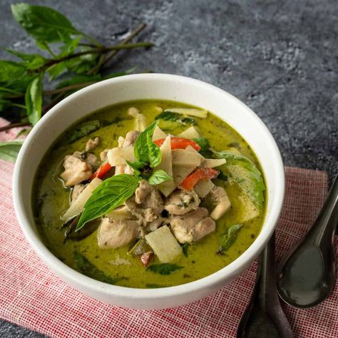 Green Thai Curry Recipe - Hot Thai Kitchen Vegan Red Curry Recipe, Authentic Thai Green Curry, Hot Thai Kitchen, Thai Curry Recipes, Green Curry Sauce, Green Curry Recipes, Green Curry Chicken, Boiled Chicken Breast, Thai Kitchen