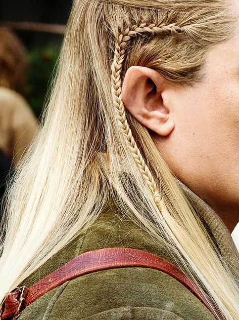 Legolas And Tauriel, Legolas And Gimli, Mirkwood Elves, Lotr Elves, Gandalf The Grey, Elf Costume, Legolas, Film Aesthetic, Middle Earth