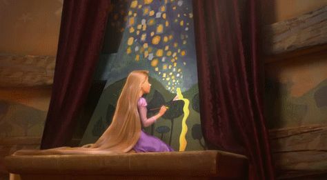 wall art - Rapunzel painting lights | Flickr - Photo Sharing! Tangled Quotes, Tangled 2010, Rapunzel And Flynn, Rapunzel Party, Tangled Party, Floating Lights, Princess Rapunzel, Tangled Rapunzel, Disney Rapunzel