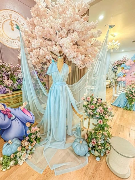 Cinderella Birthday Theme, Cinderella Party Theme, Cinderella Birthday Party Decorations, Cinderella Quinceanera Themes, Cinderella Wedding Theme, Cinderella Sweet 16, Cinderella Quinceanera, Miami Party, Cinderella Theme