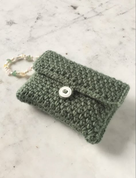 Knitted Pouch Bag, Crochet Money Pouch, Crochet Selling, Camera Pouch, Pouch Crochet, Money Purse, Money Pouch, Pouch Makeup, Diy Bag Designs