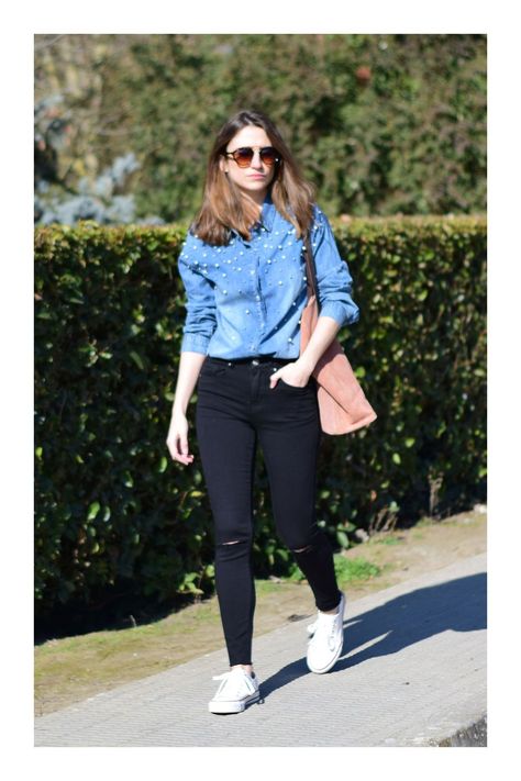 f016e59c7ad8b1d72903bb1aa5720d53desc51352036ri Women Denim Outfits Fashion Ideas, Girls Jeans Top Fashion, Denim Tops Women Casual, Denim Shirt Black Jeans, White Shirt Denim Jeans, Jeans Poses, Casual Chic Outfits, Western Wear Outfits, Casual Indian Fashion