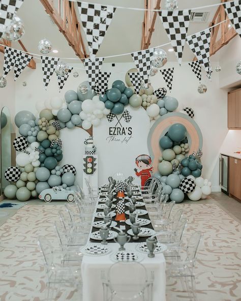 Ezra’s Three Fast . . Venue @mini_milestonesaz Photographer @jessica.juniper Event design @balloons_creations_by_denitsa Table set… | Instagram Porsche Party Ideas, Race Car Theme Birthday Cake, Fast One Centerpieces, 3rd Birthday Theme Ideas Boy, Cars Third Birthday Party, Birthday Party Set Up, F1 Theme Party Birthday, First Birthday Ideas For Boys, Two Fast Birthday Party Boy